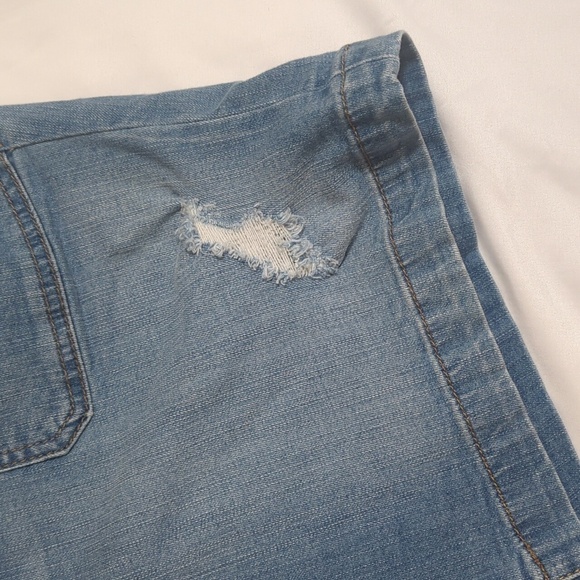 Torrid Vintage 5" Mid-Rise Stretch Short, Color Blue Size 16 - Picture 8 of 16